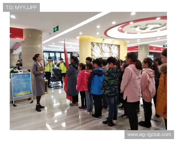 小乔阵法足球阵容解析与战术布局探讨 小乔阵法足球阵容解析与战术布局探讨